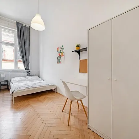 Downtown Wesselenyi אכסניה *