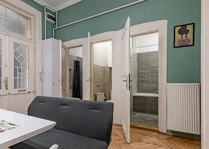 Downtown Wesselenyi Будапешт